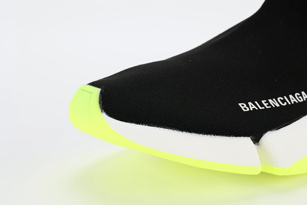 YESKICKS Balenciaga Speed Trainer Replica Sneaker