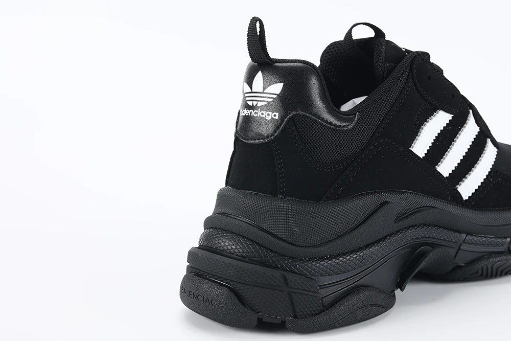 YESKICKS Adidas X Balenciaga Triple-S Replica Sneaker