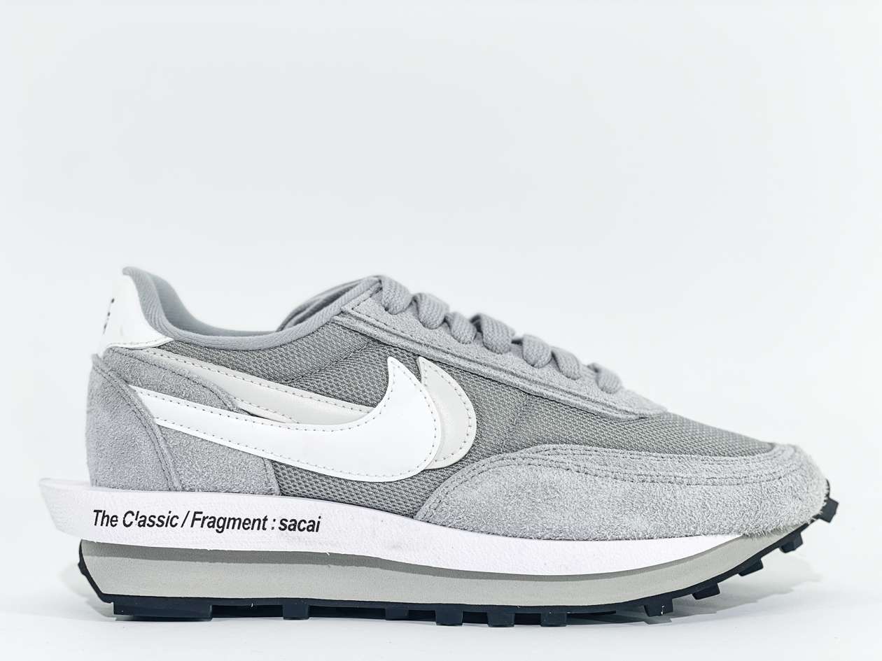 YESKICKS  Fragment Design x sacai x Nike LD Waffle ‘Grey’ DH2684-001