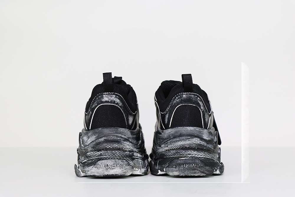 YESKICKS Balenciaga Triple S Clear Sole Sneaker Replica