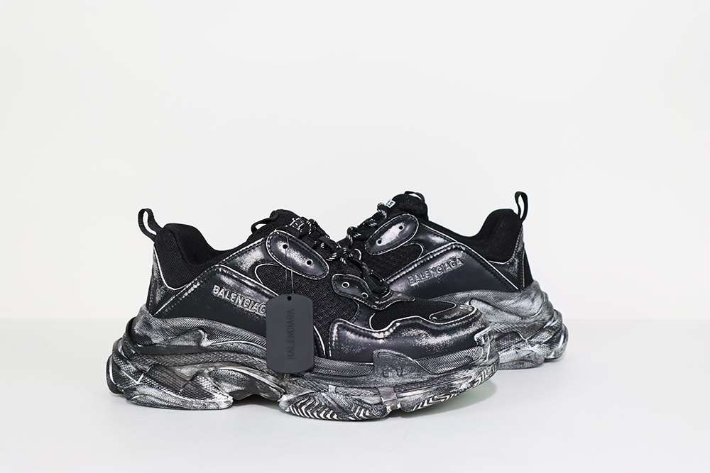 YESKICKS Balenciaga Triple S Clear Sole Sneaker Replica