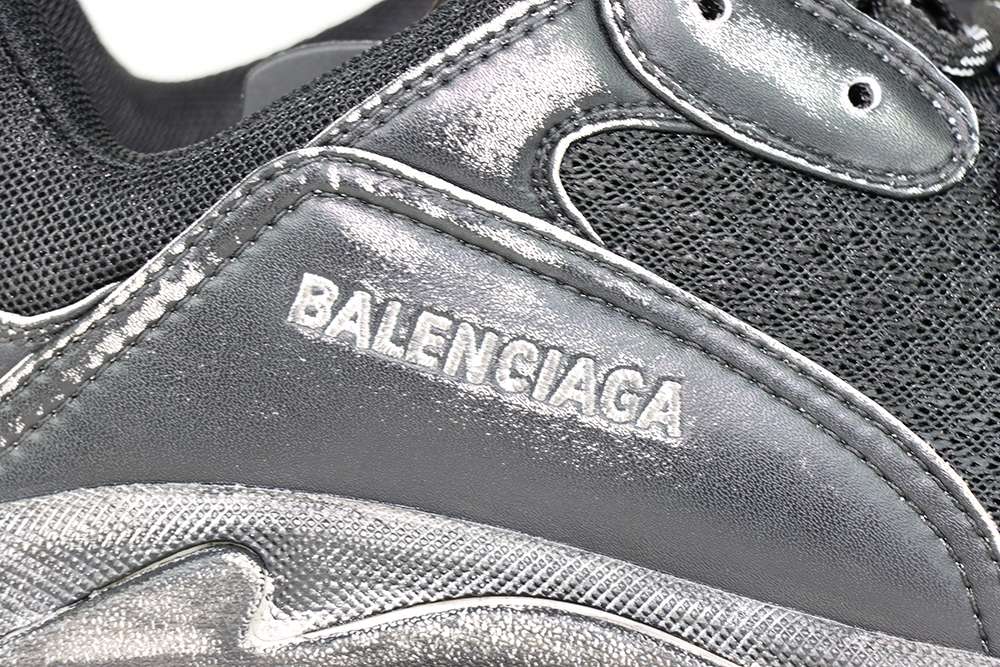 YESKICKS Balenciaga Triple S Clear Sole Sneaker Replica