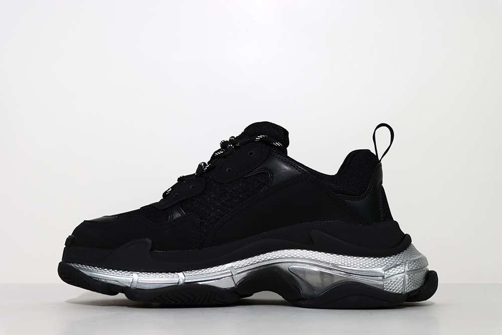 YESKICKS Balenciaga Triple S Clear Sole Replica Sneaker