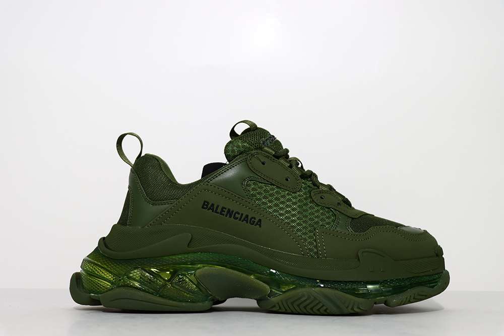 YESKICKS Balenciaga Triple S Clear Sole Sneaker Replica