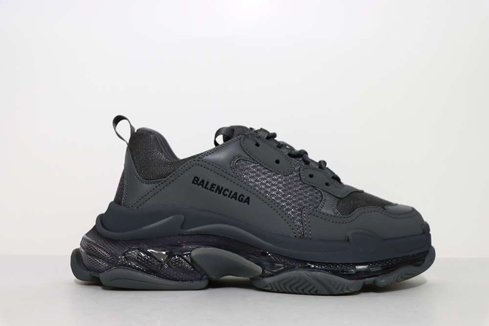 YESKICKS Balenciaga Triple S Clear Sole Sneaker Replica