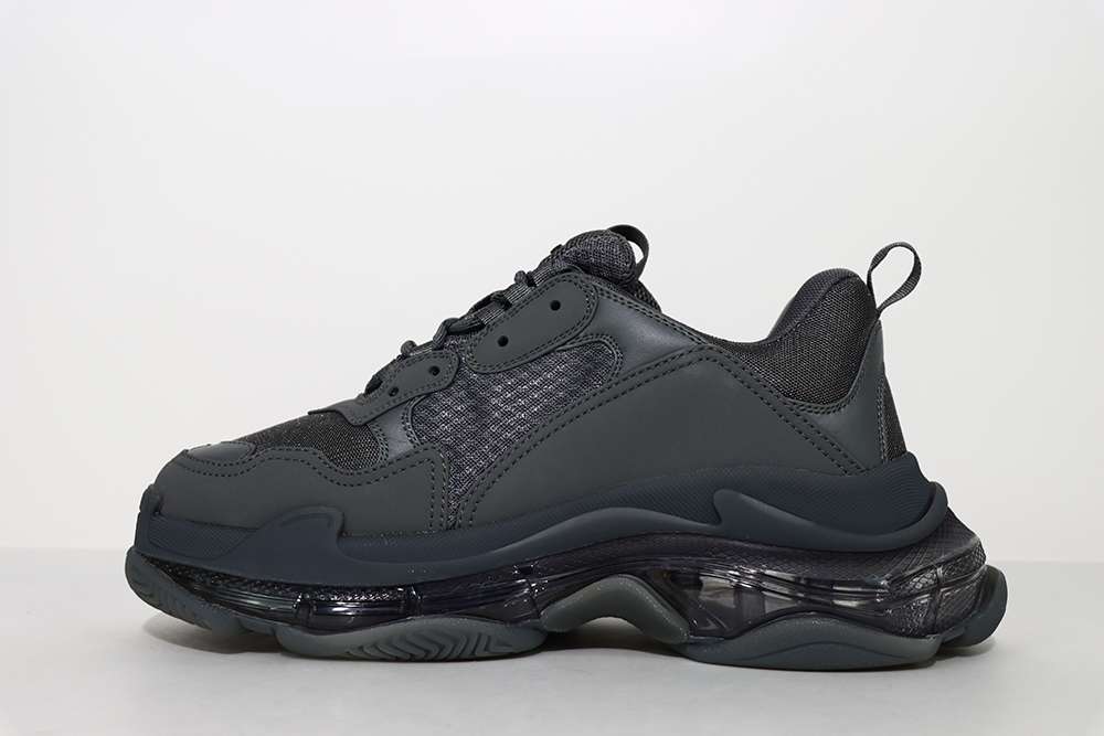 YESKICKS Balenciaga Triple S Clear Sole Sneaker Replica