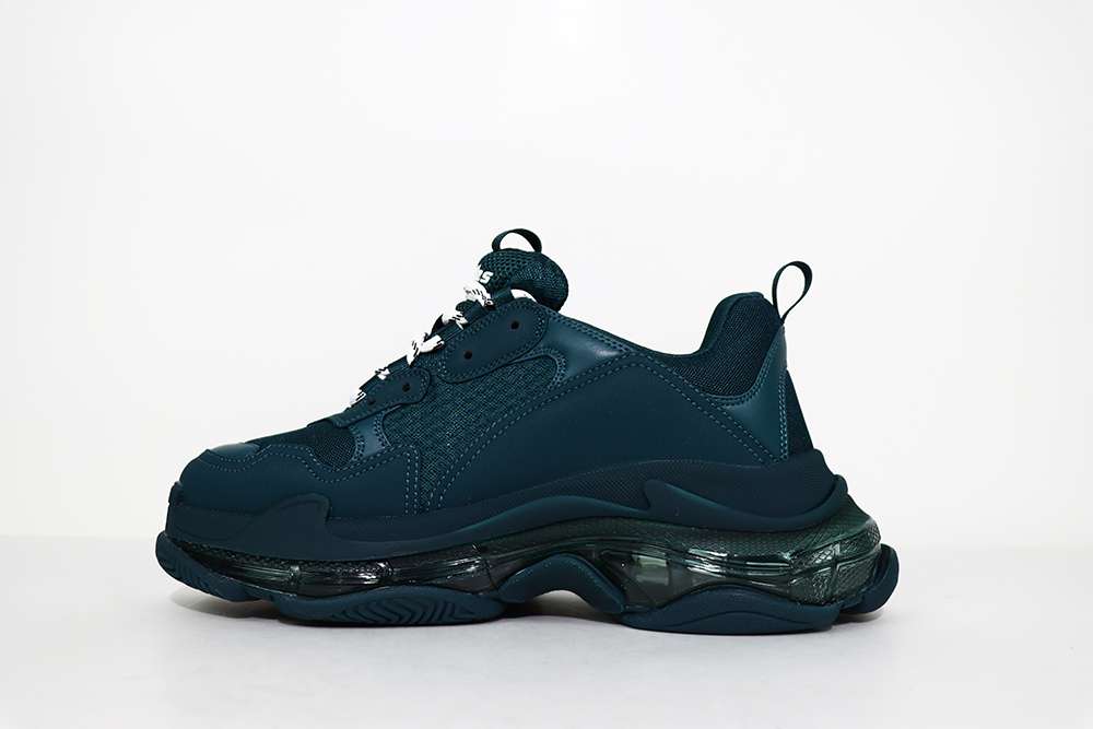 YESKICKS Balenciaga Triple S Clear Sole Sneaker Replica