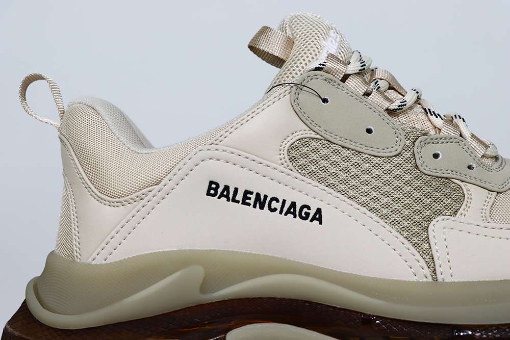 YESKICKS Balenciaga Triple S Clear Sole Sneaker Replica