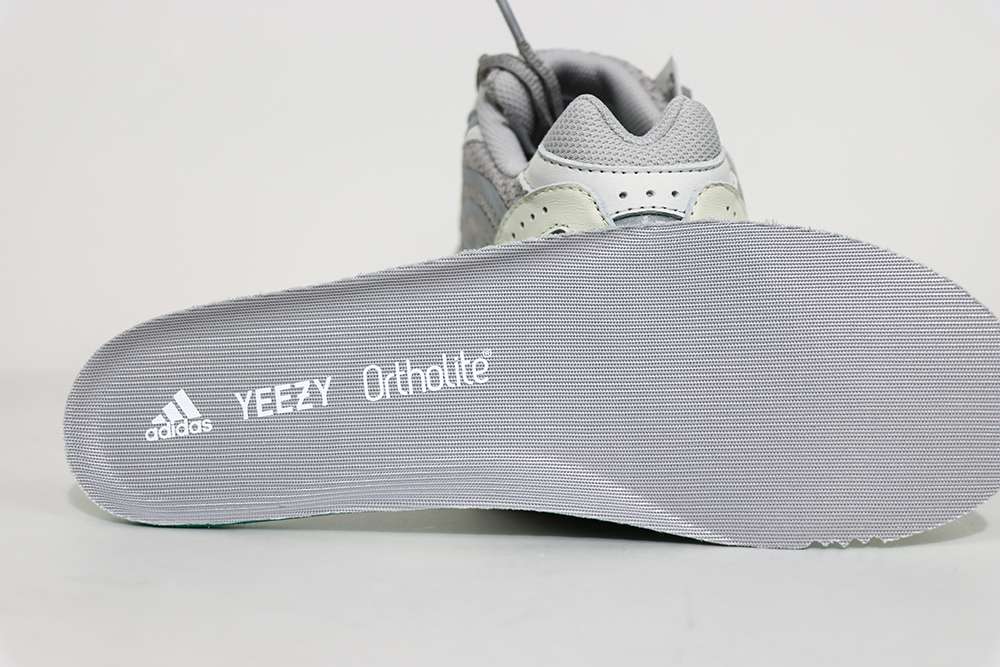 YESKICKS Adidas Yeezy Boost 700 V2 Static Replica EF2829