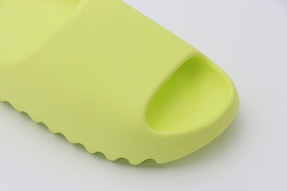 YESKICKS Yeezy Slide ‘Glow Green’Replica GX6138