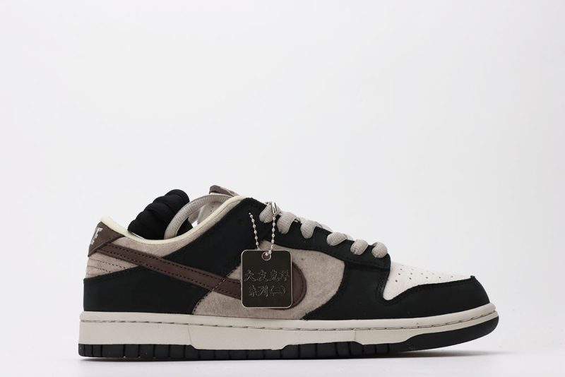 Otomo Katsuhiro x Nike SB Dunk Low Steamboy OST Grey Brown Mocha LF0039-003