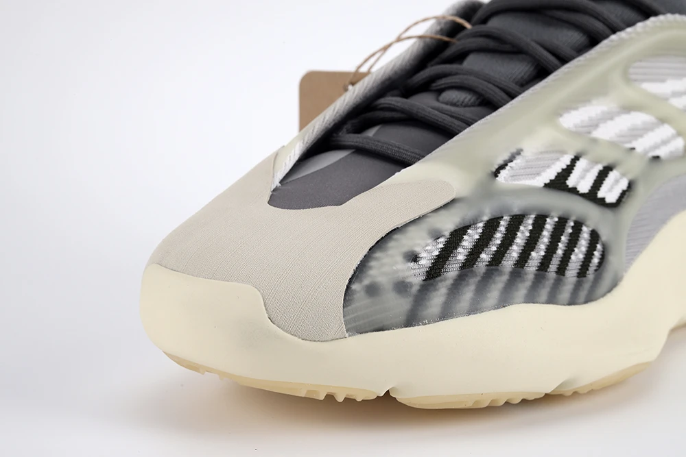 YESKICKS Adidas Yeezy 700 V3 Fade Salt Replica ID1674