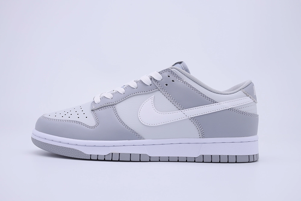 Nike Dunk Low ‘Pure Platinum Wolf Grey’ DJ6188 001