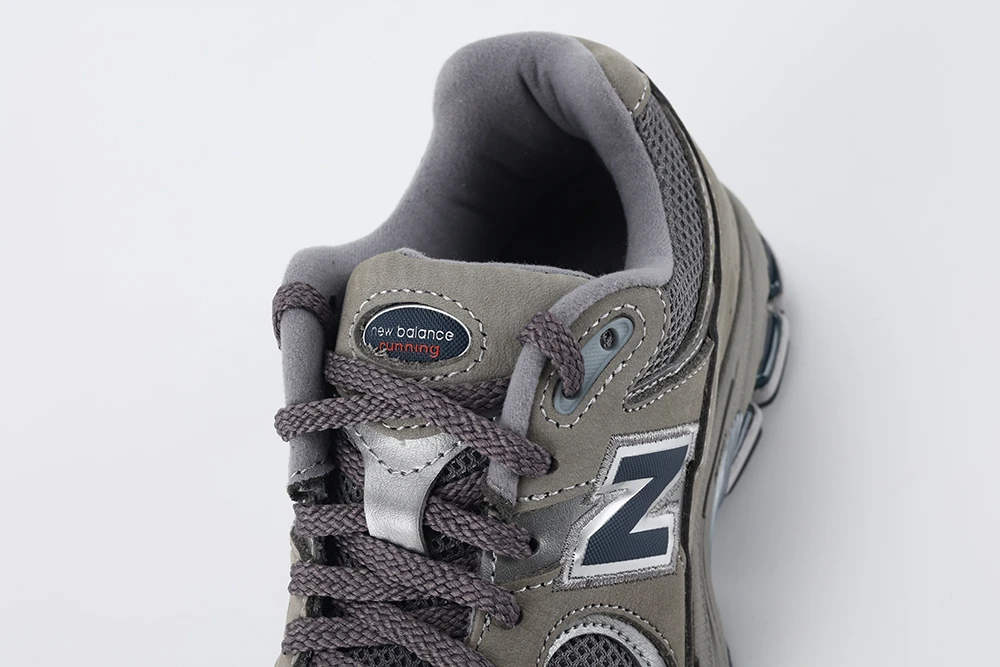 YESKICKS New Balance 2002R Light Grey Reps ML2002RA