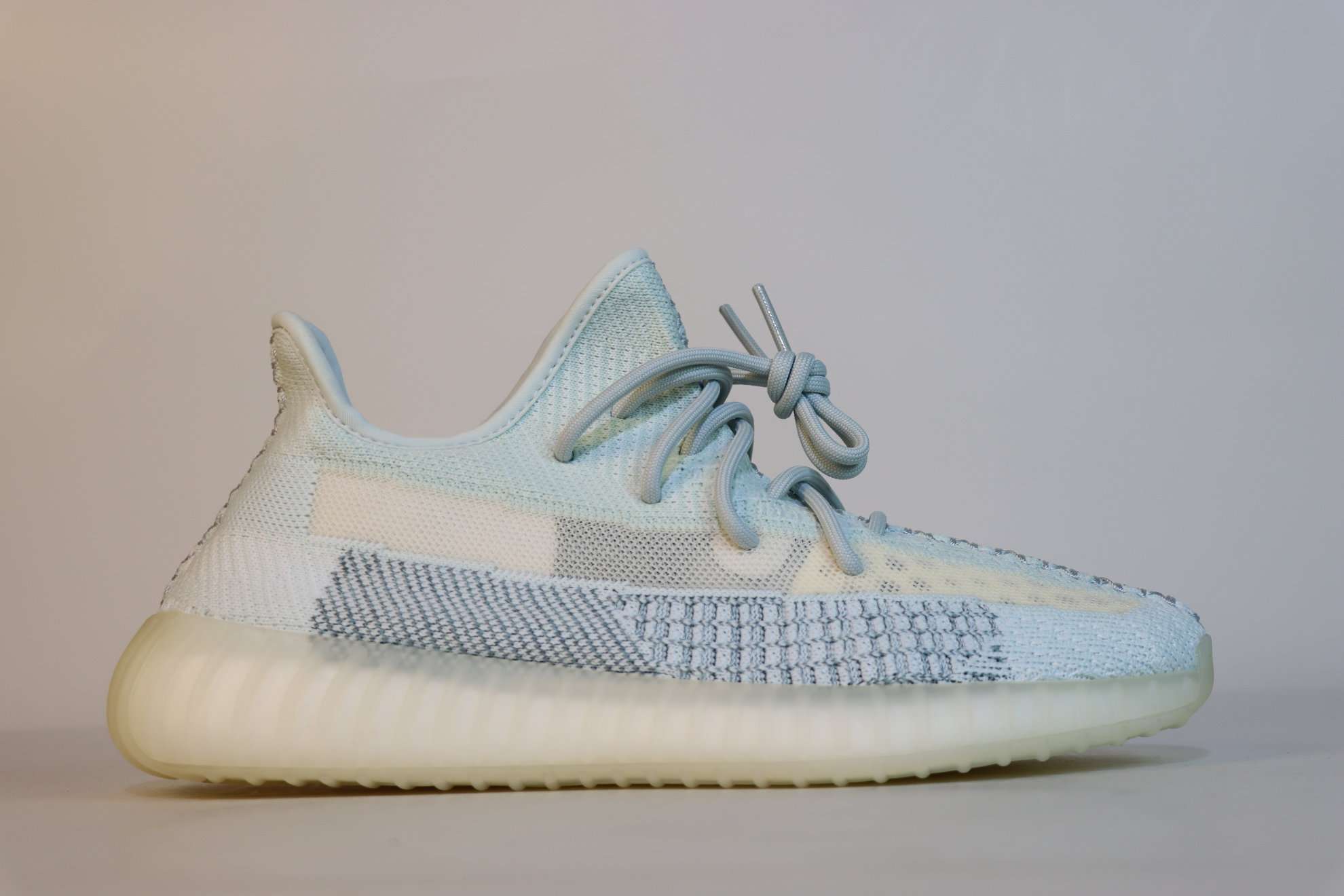 YESKICKS Adidas Yeezy Boost 350 V2 Cloud White (Reflective) Replica FW5317