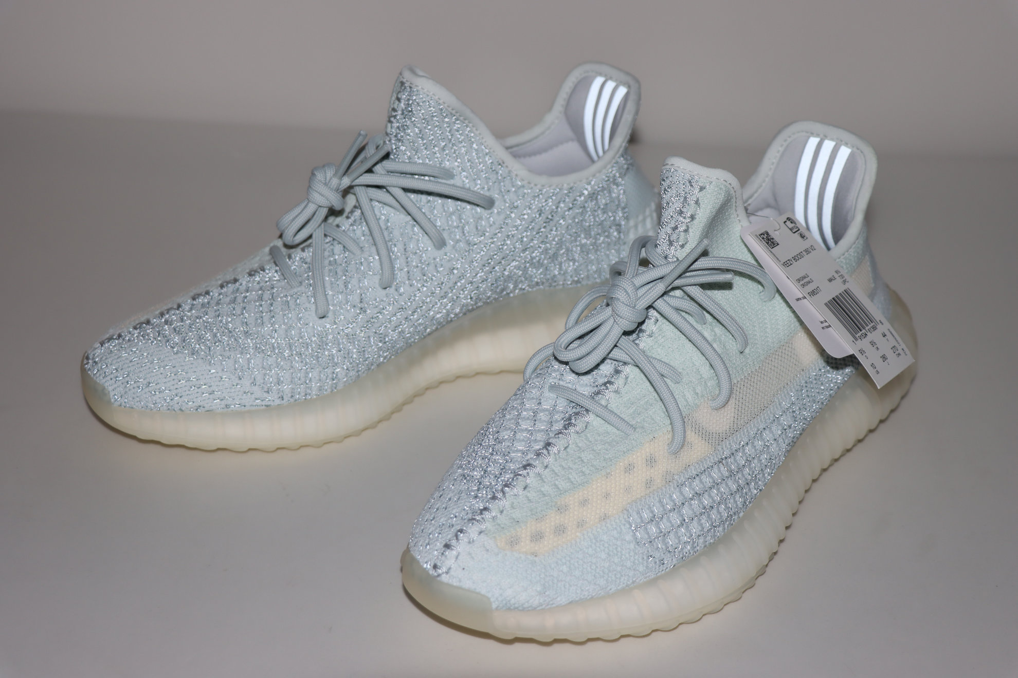 YESKICKS Adidas Yeezy Boost 350 V2 Cloud White (Reflective) Replica FW5317