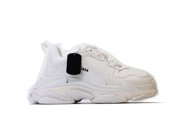 YESKICKS Balenciaga Triple S Clear Sole Sneaker Replica