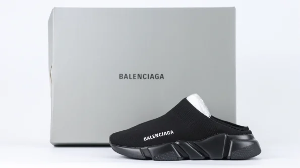 YESKICKS Balenciaga Speed Trainer Replica Sneaker