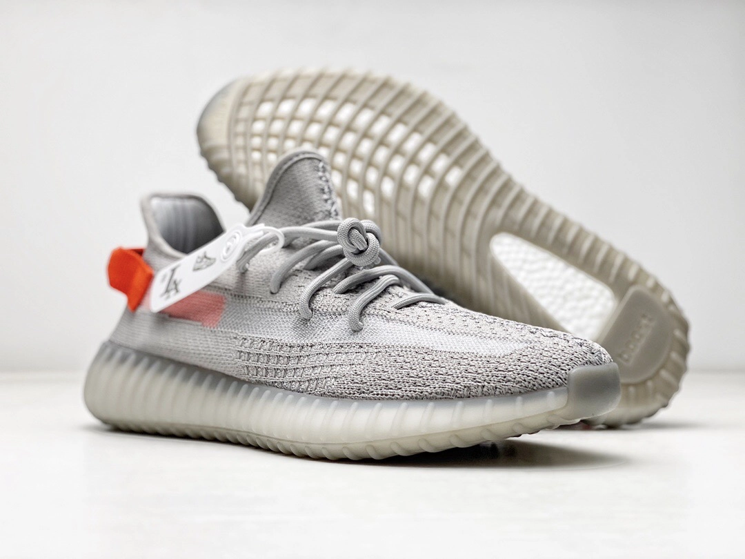 YESKICKS  Adidas Yeezy Boost 350 V2 Tail Light Replica FX9017